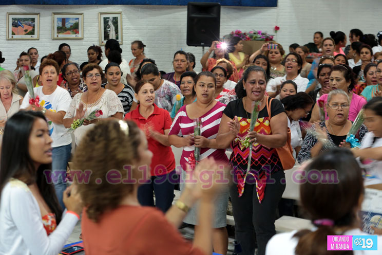 Celebran a las mujeres de los distritos de Managua